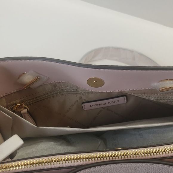 Michael Kors Teagen - Picture 7 of 10